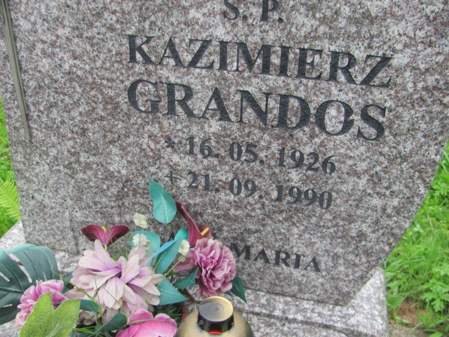 Grób Kazimierz Grandos