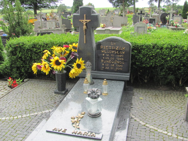 Grób Kunegunda Pietrzak
