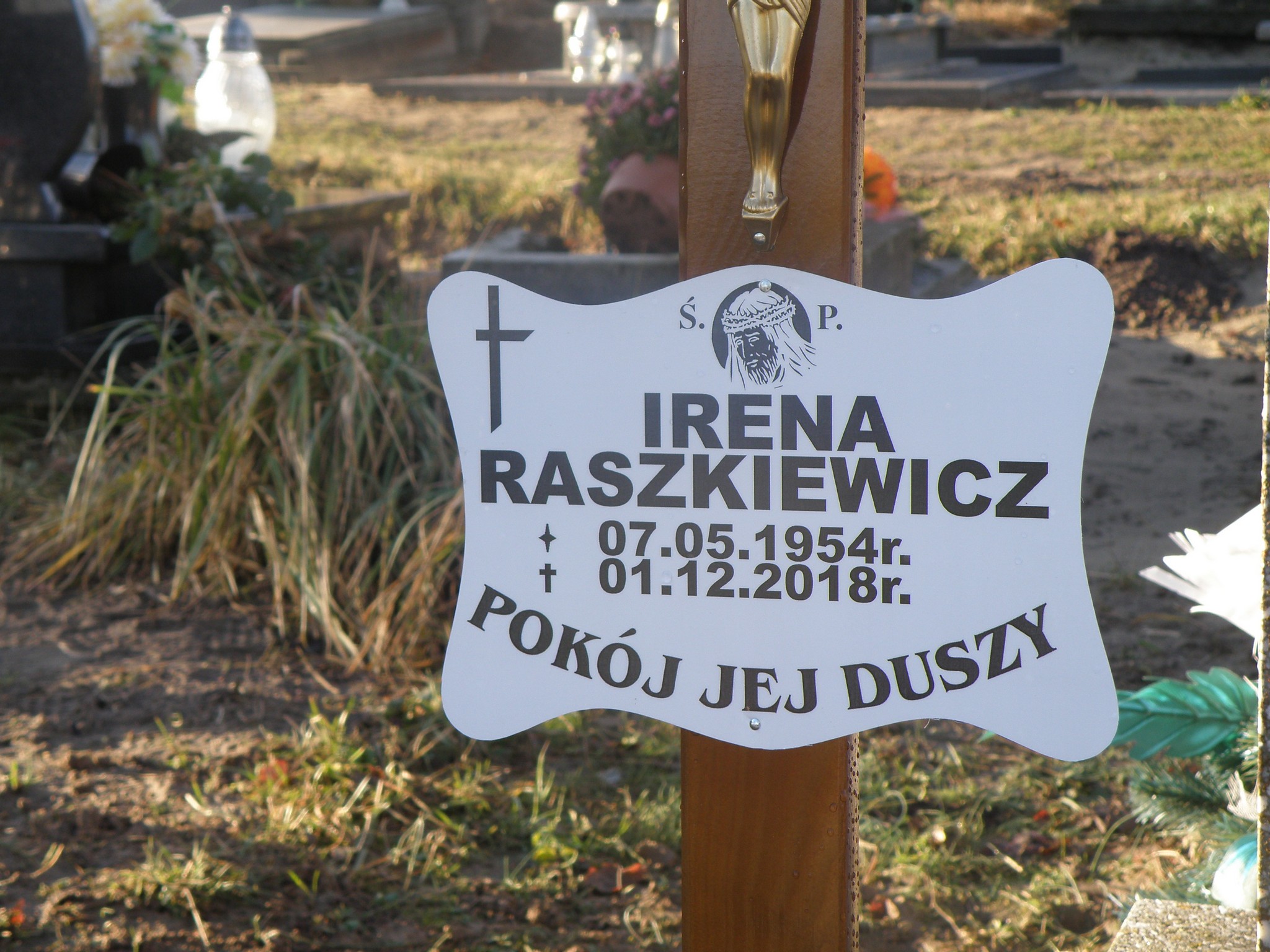 Grób Irena Raszkiewicz