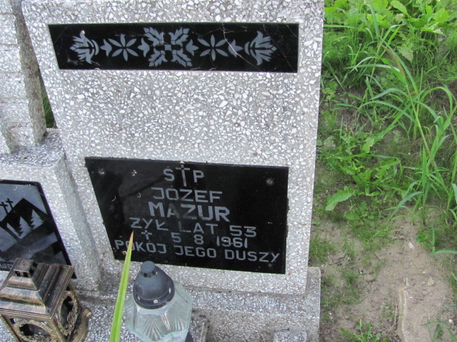 Grób Józef Mazur